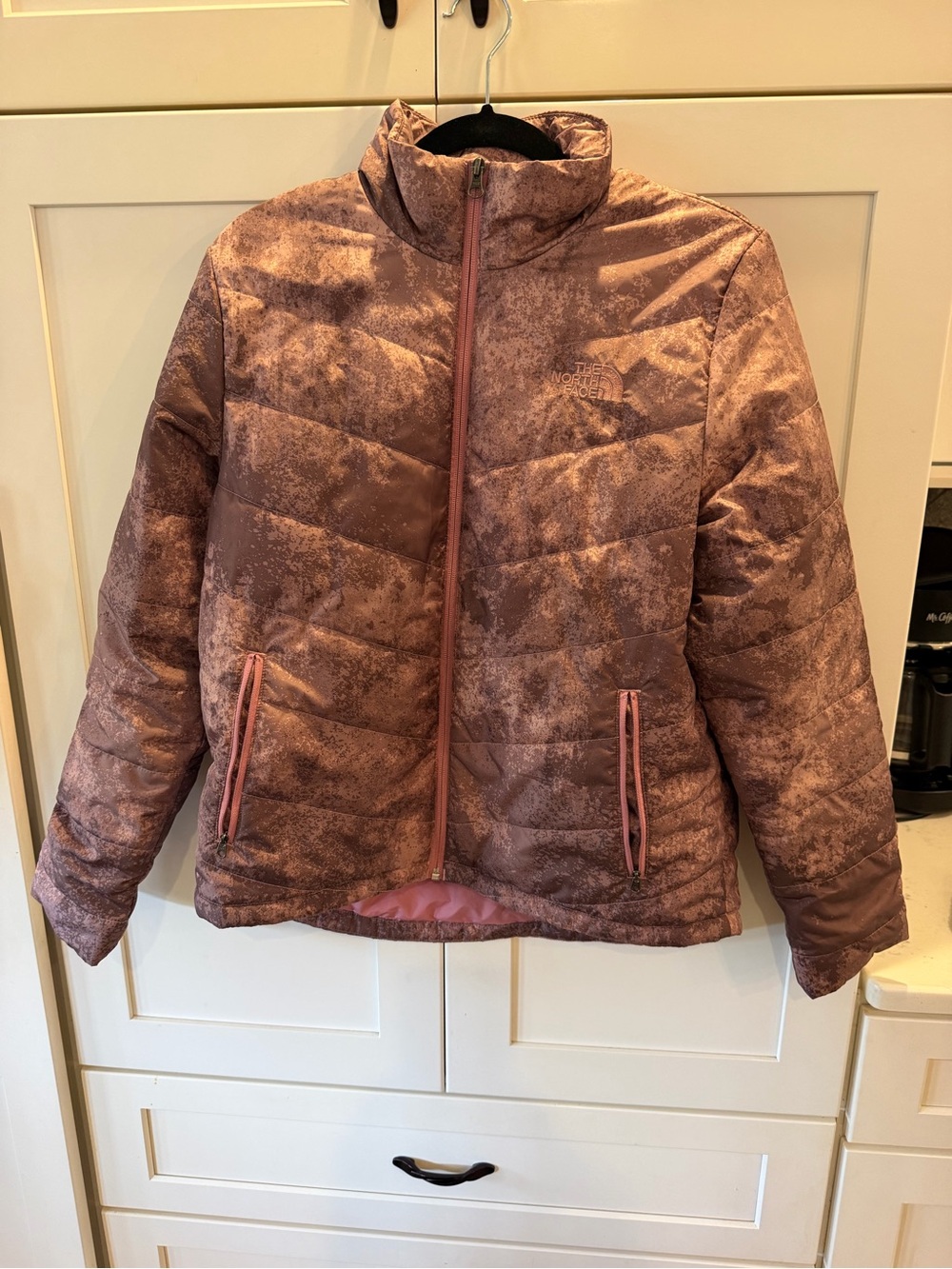 The North Face Women's Dusty Rose Patterned Quilted Puffer Jacket
